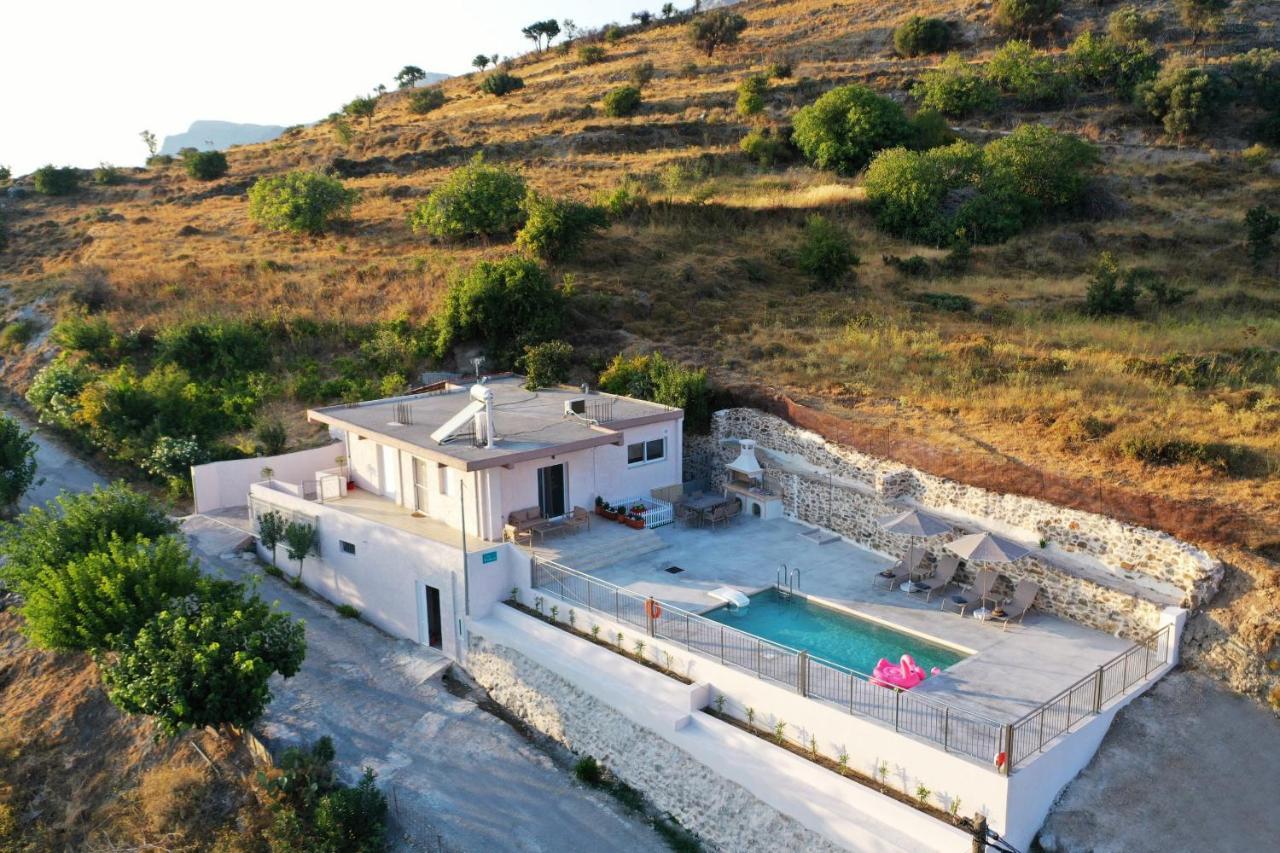 Villa Tzekos Kendrochori المظهر الخارجي الصورة